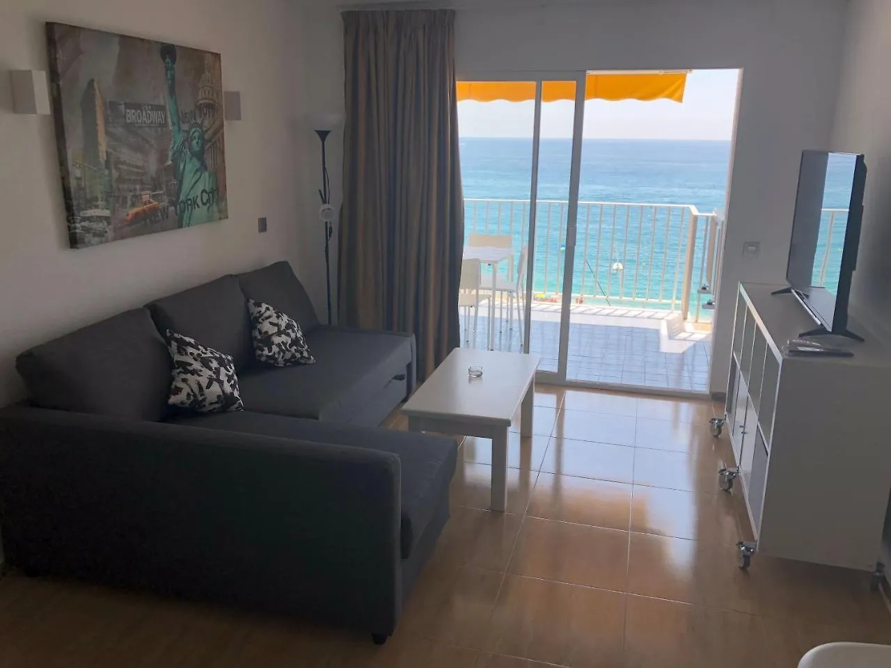 Apartment Apartaments Ar Family Calafats Lloret de Mar